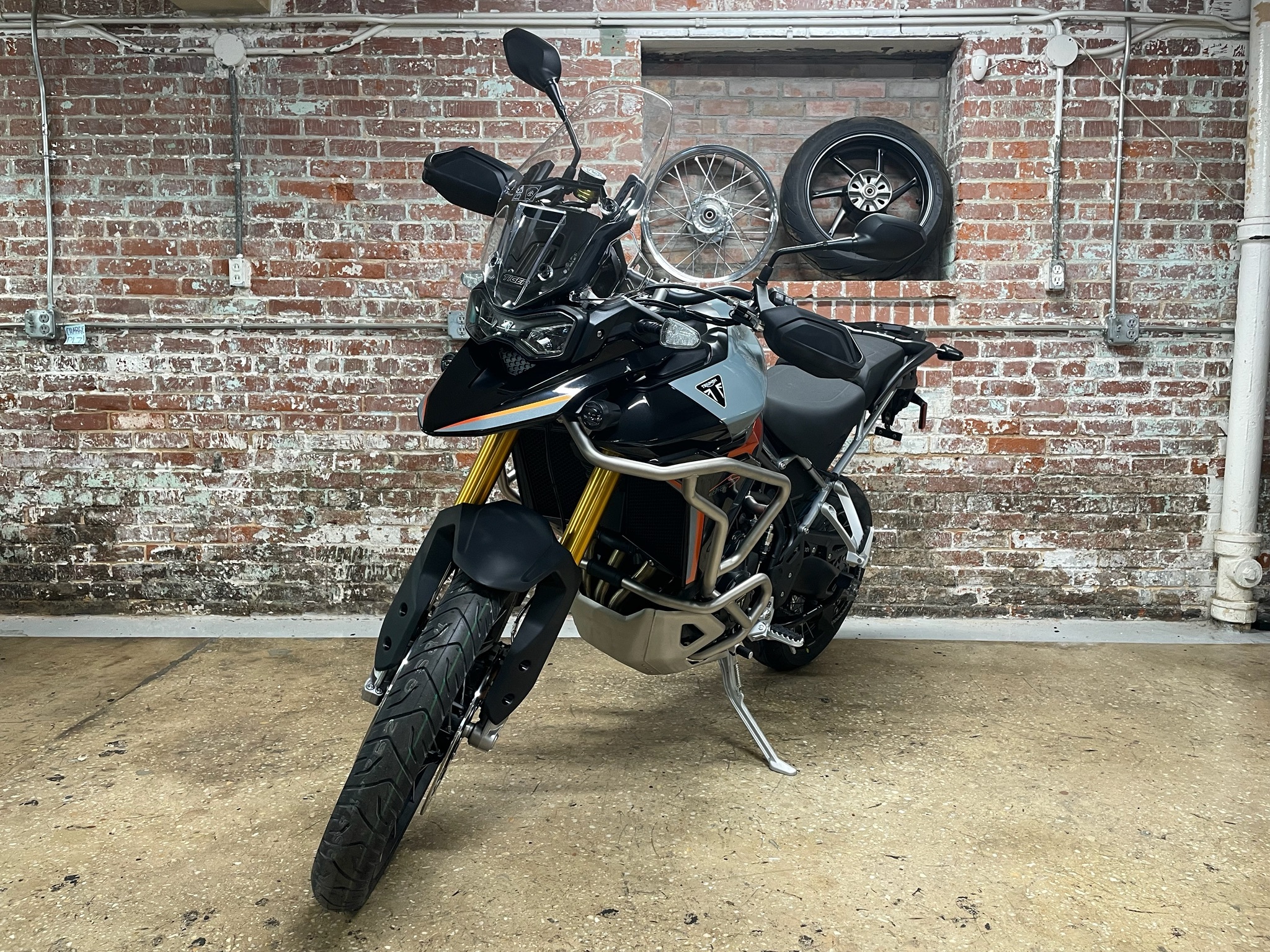 2026 Triumph Tiger 900 Desert Edition DESERT EDITION in Greensboro, NC
