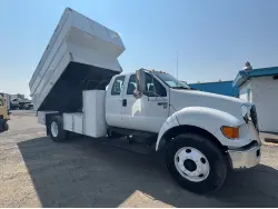 2015 FORD F650