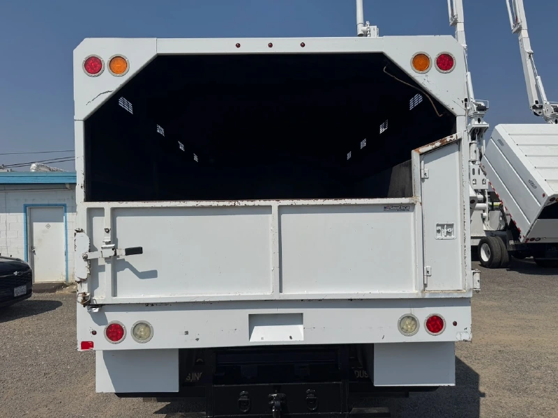 2015 FORD F650