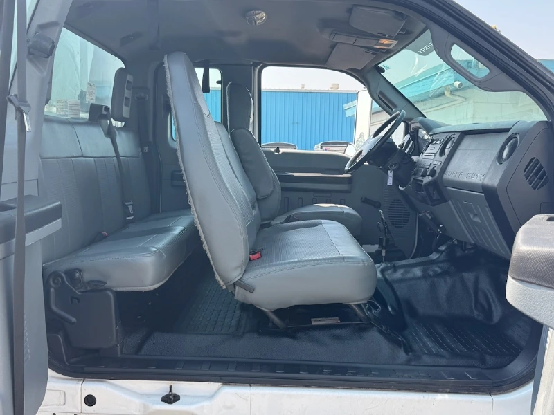 2015 FORD F650