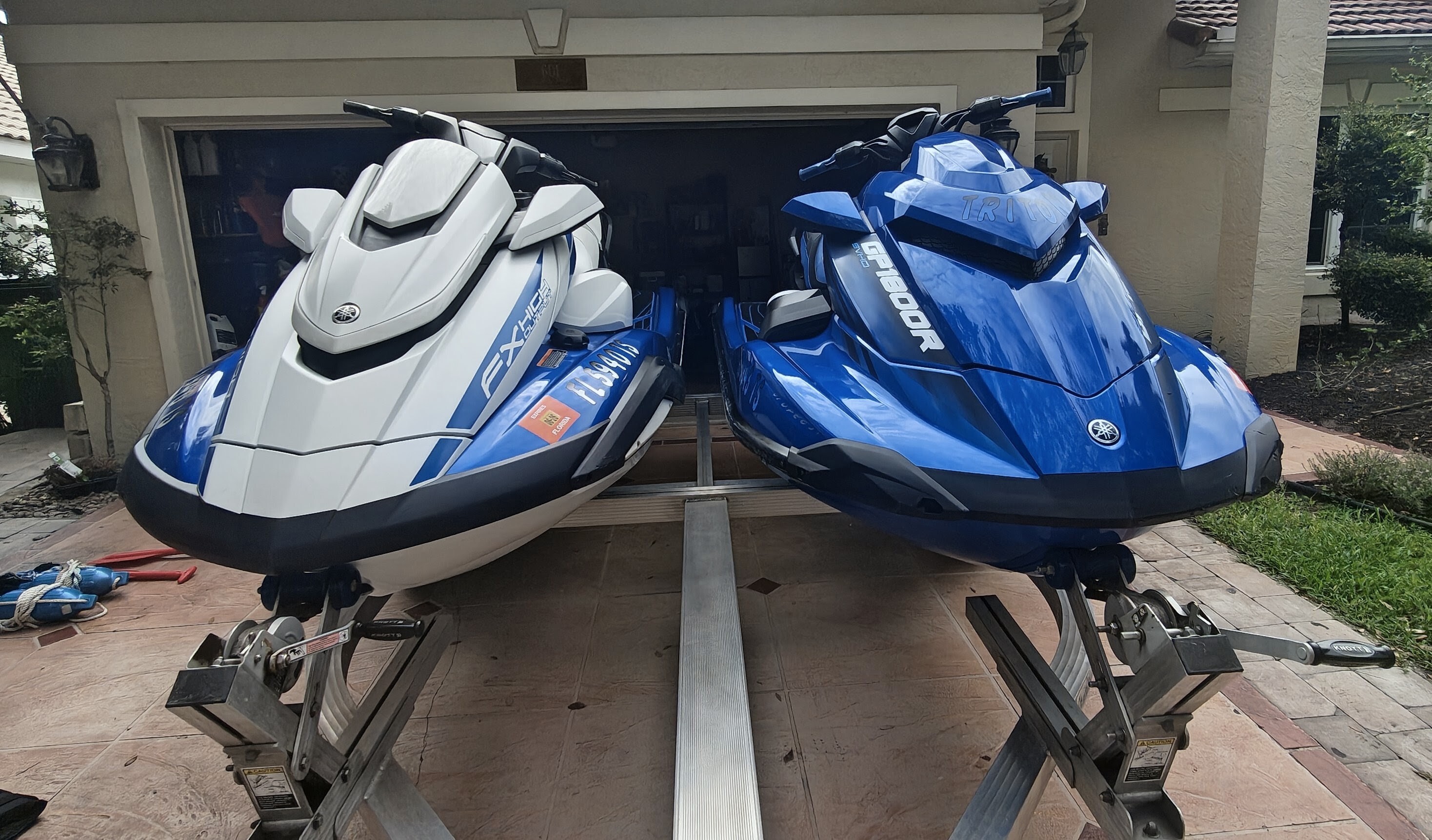 2023 Triton 2 PLACE WATERCRAFT Pwc snowmobile