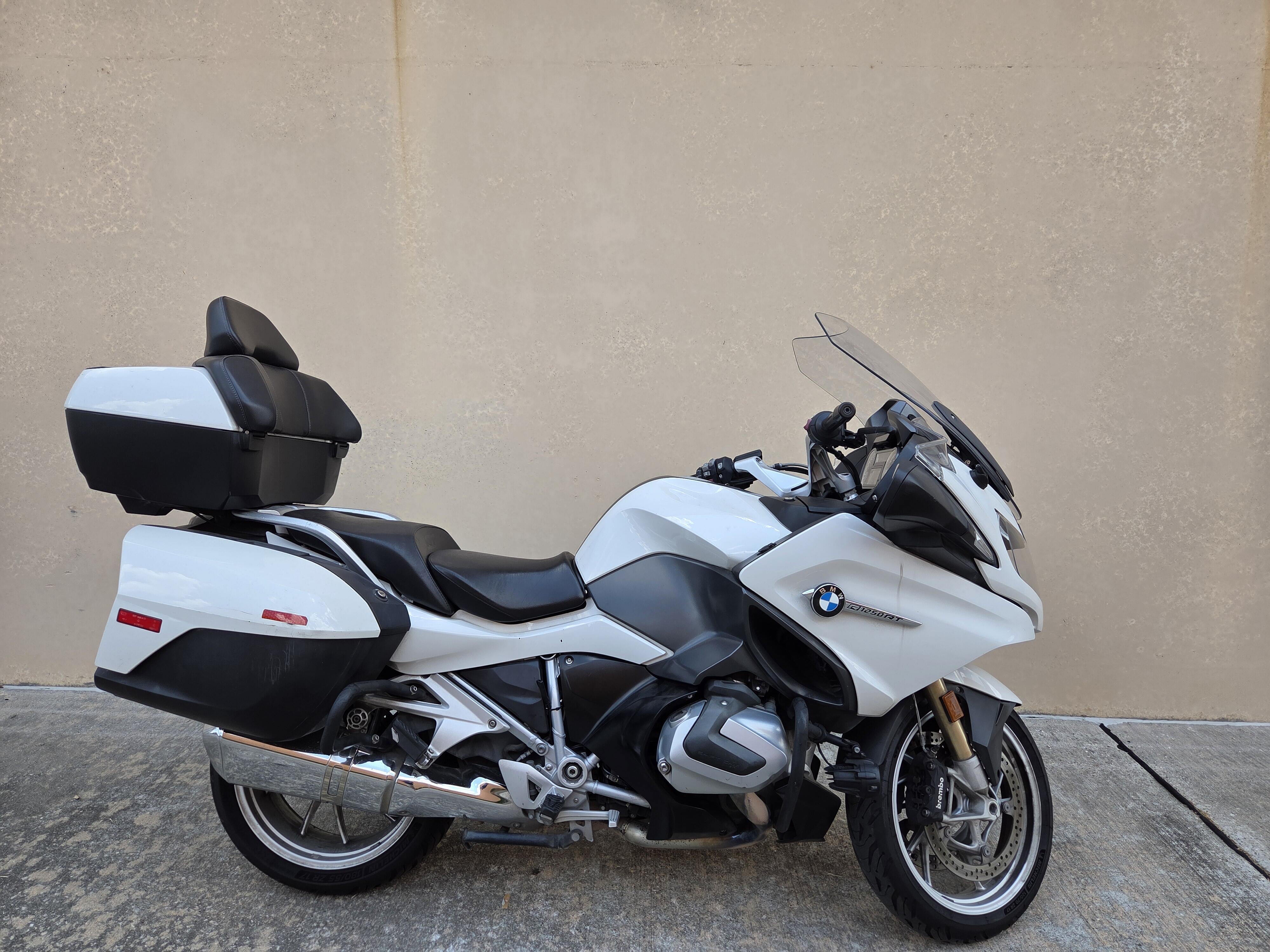 2019 BMW R 1250 RT in Shenandoah, TX