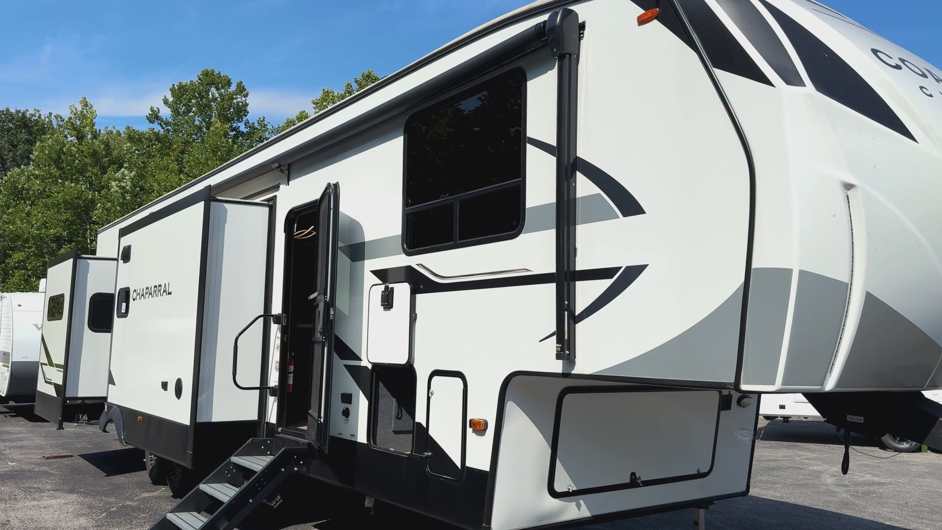 2025 Coachmen Chaparral 375BAF in eureka MO
