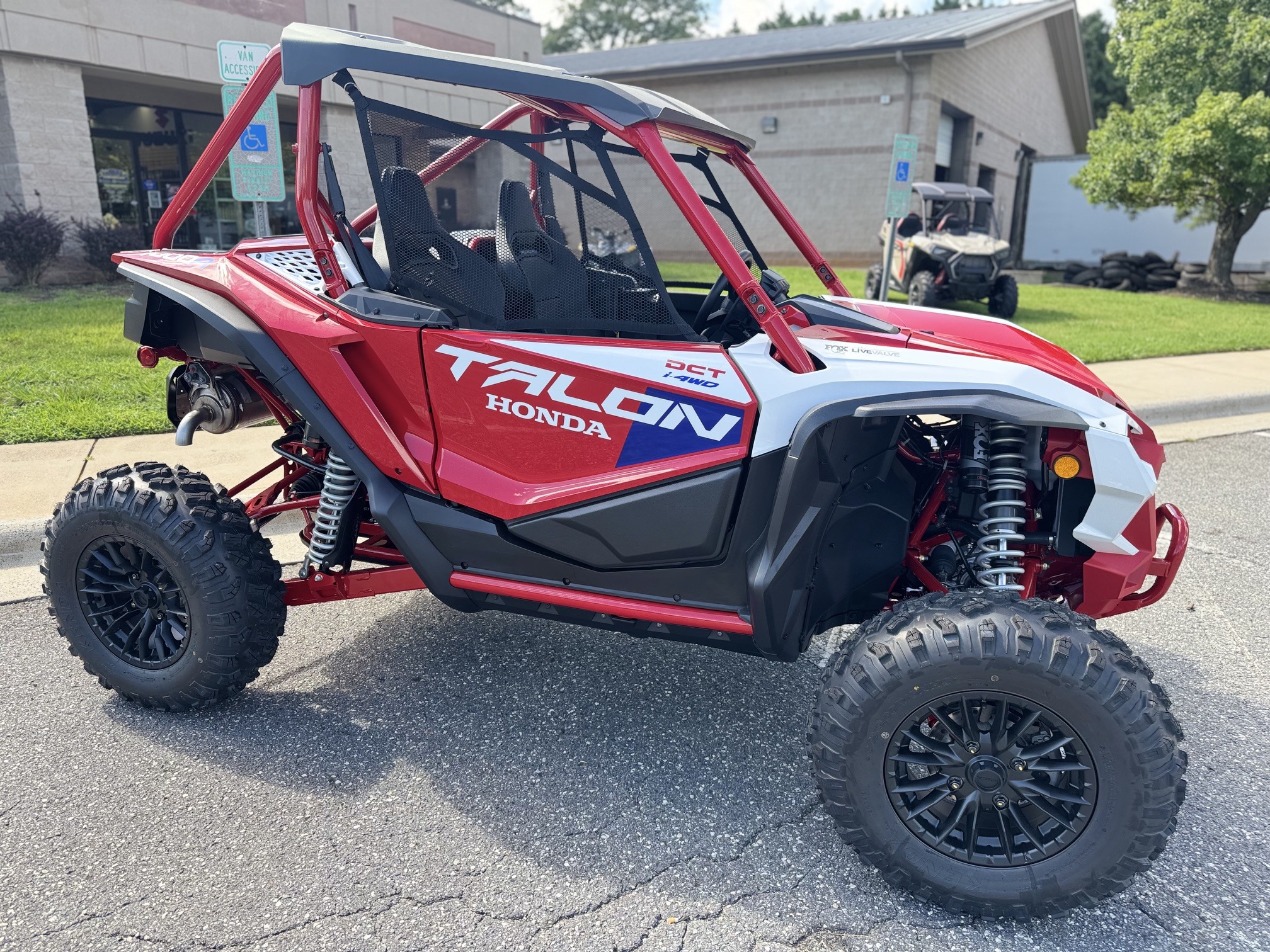 2026 Honda TALON 1000R FOX LIVE VALVE in lowell NC