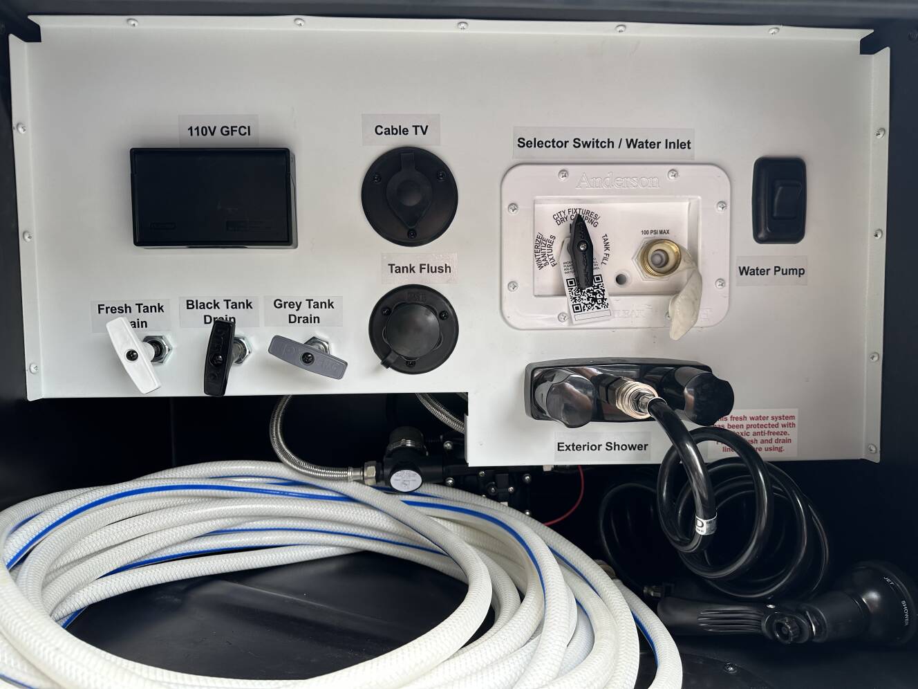 A photo of this 2025 Grand Design LINEAGE SERIES M 25FW