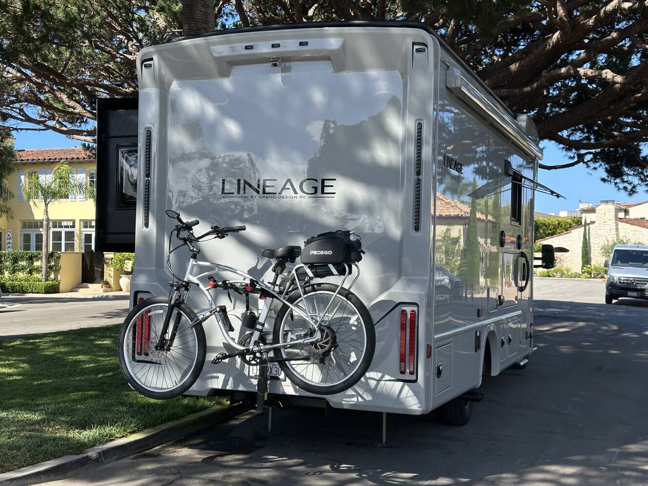 A photo of this 2025 Grand Design LINEAGE SERIES M 25FW