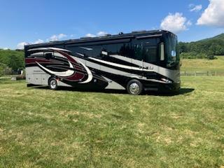 2019 Tiffin Motorhomes PHAETON 40 IH RV