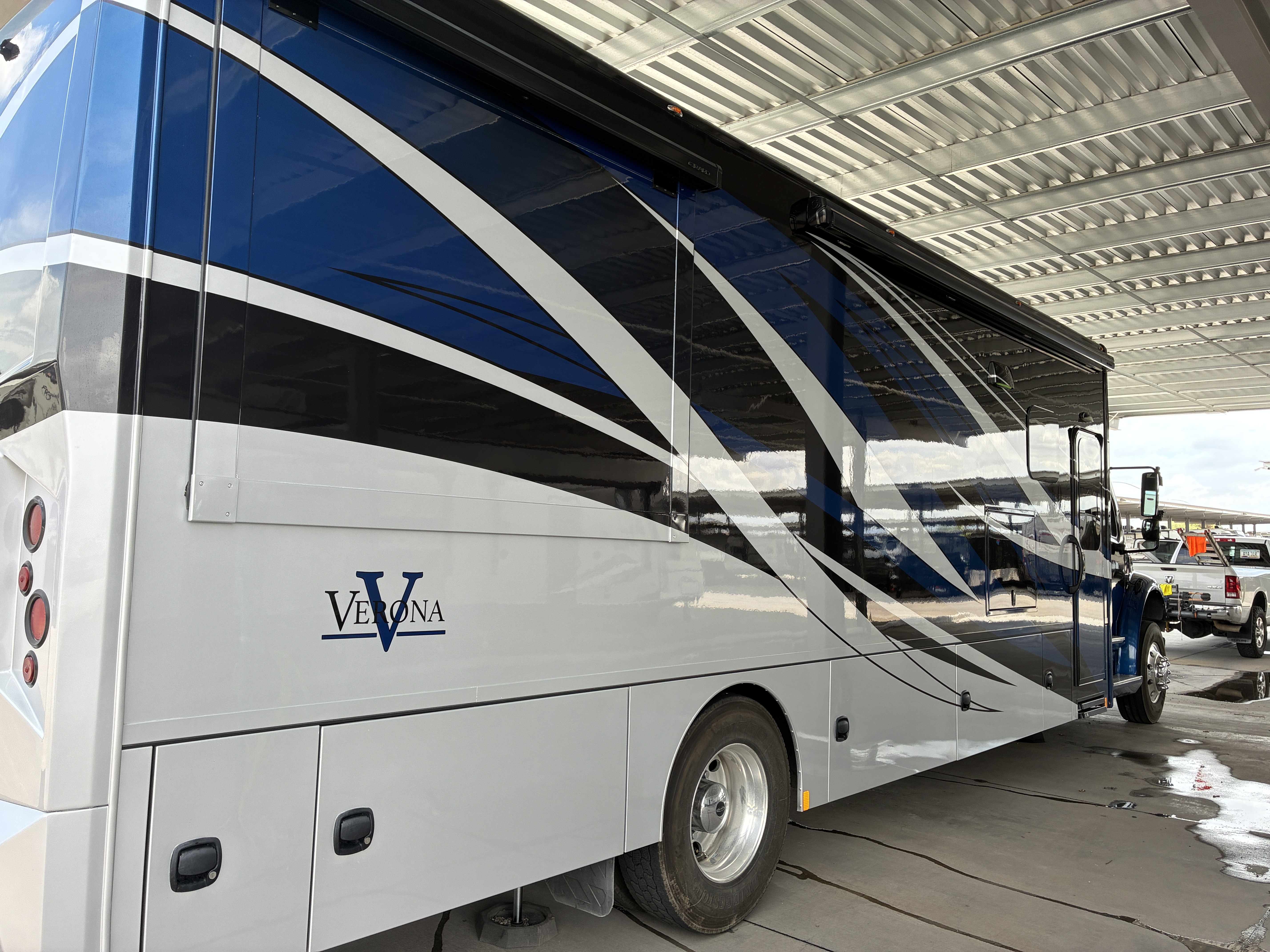 2022 Renegade VERONA 36VSB in vail AZ