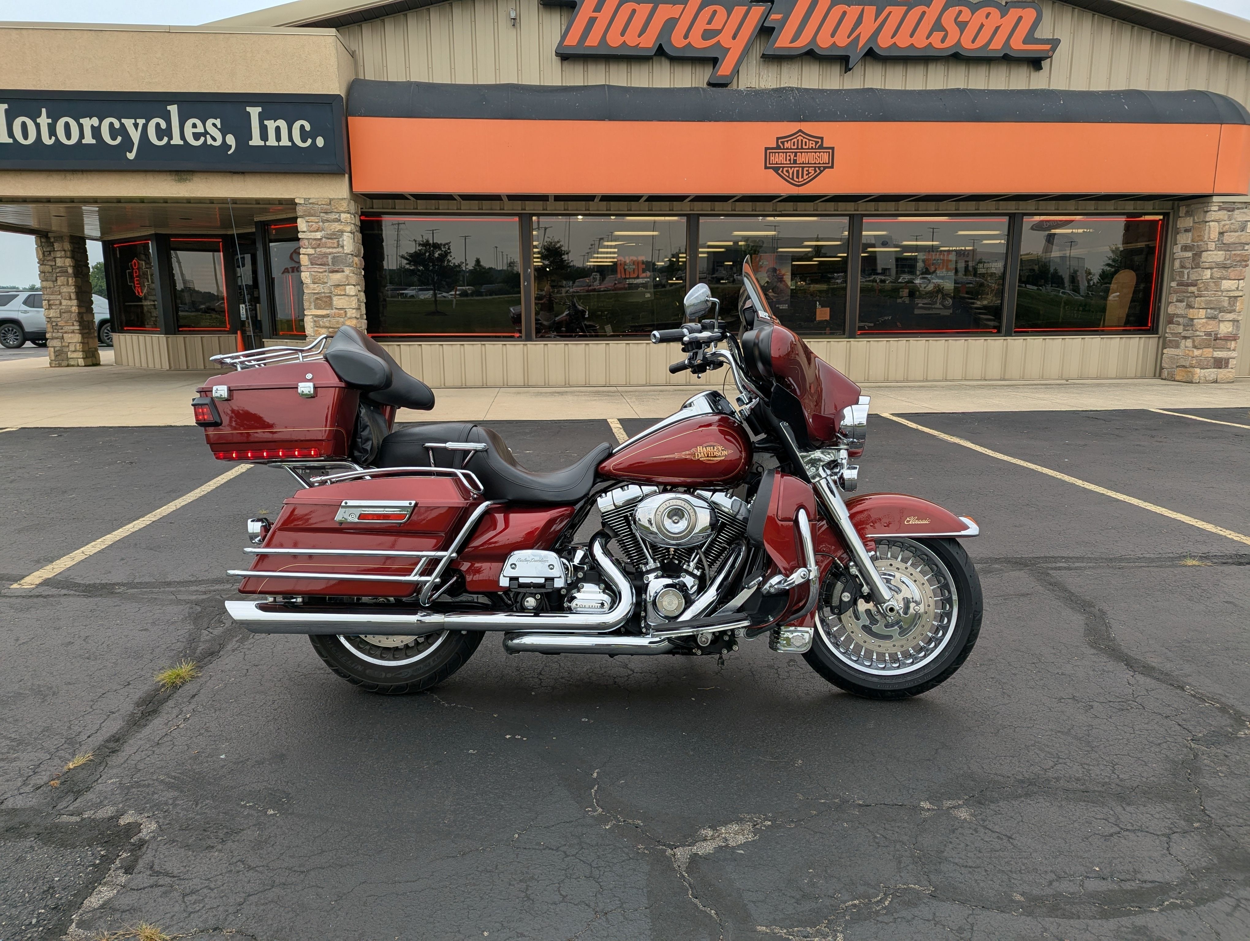 2010 Harley-Davidson Electra Glide® Classic CLASSIC in Muncie, IN
