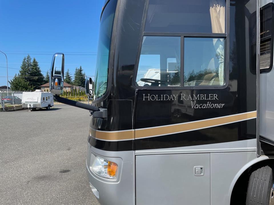 2009 Holiday Rambler VACATIONER 36SFD in lynden WA
