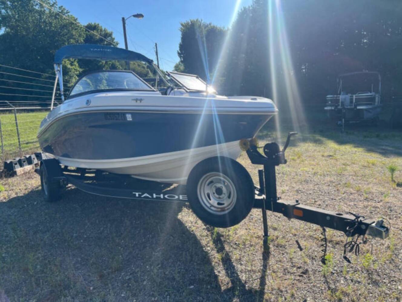 A photo of this 2022 Tahoe 185 S