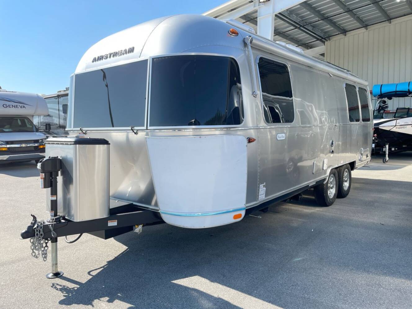 A photo of this 2024 Airstream Flying Cloud 25FB