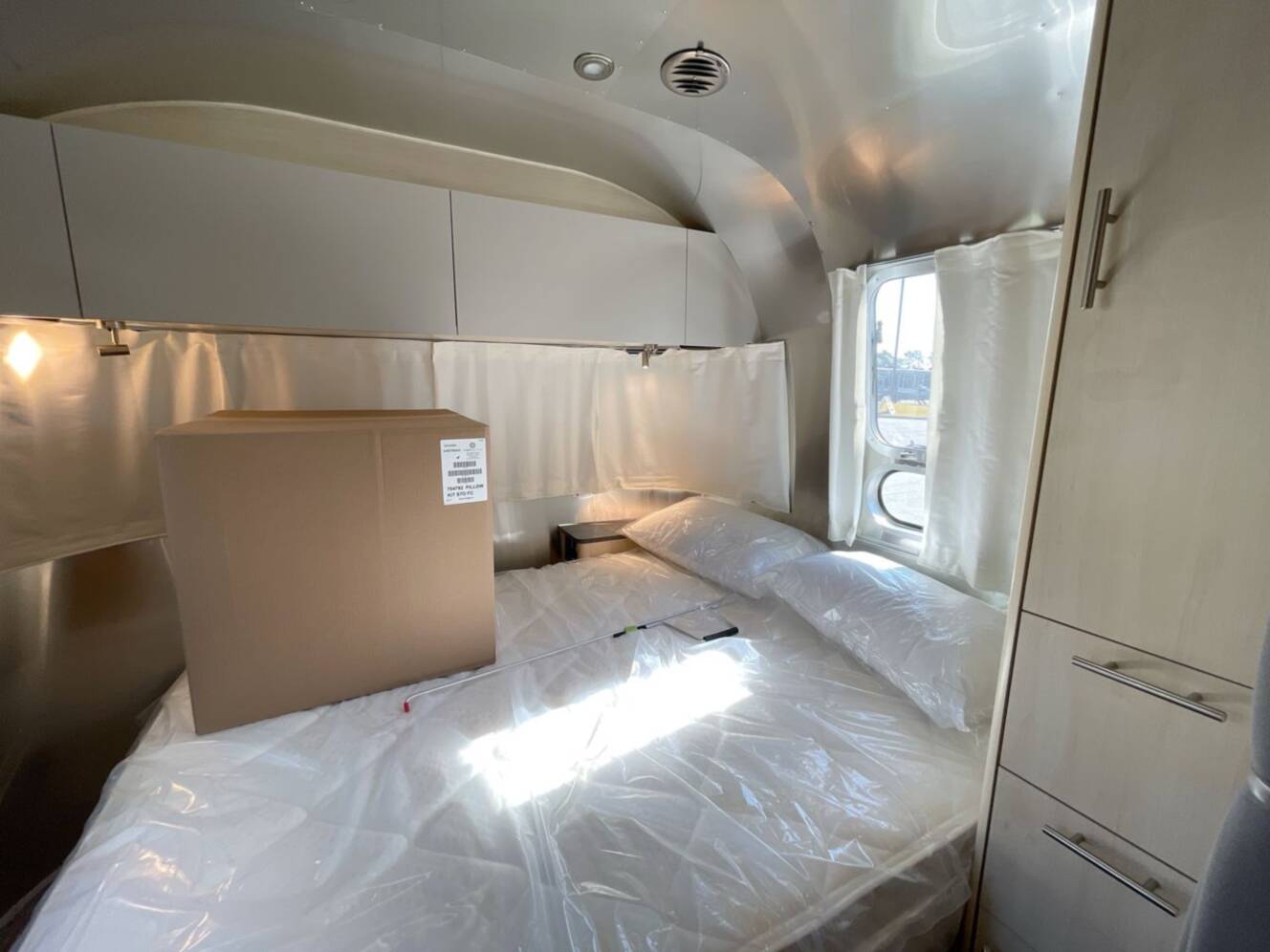 A photo of this 2024 Airstream Flying Cloud 25FB