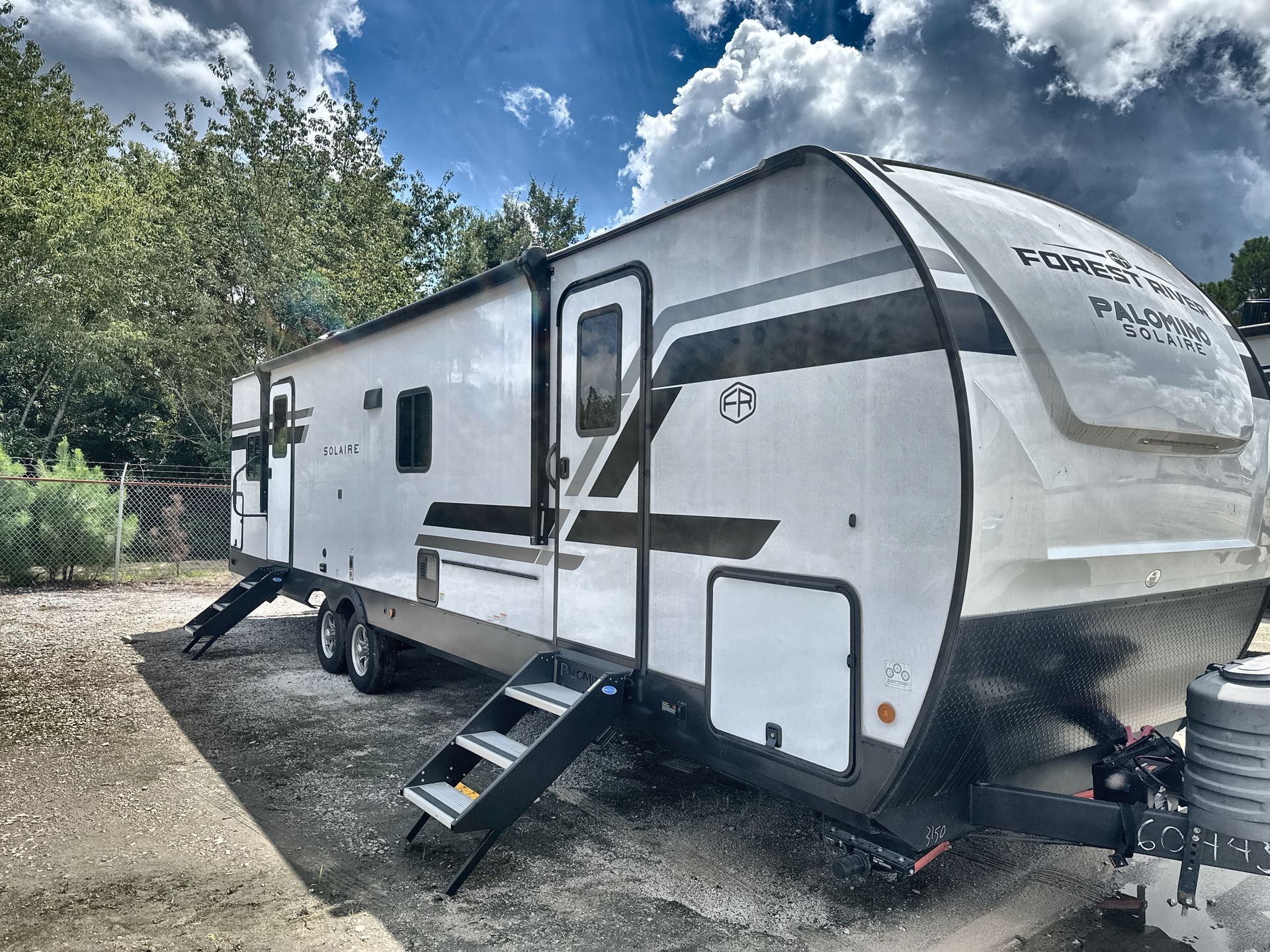 2025 Palomino SOLAIRE ULTRA LITE 3150TBSS in mcbee SC