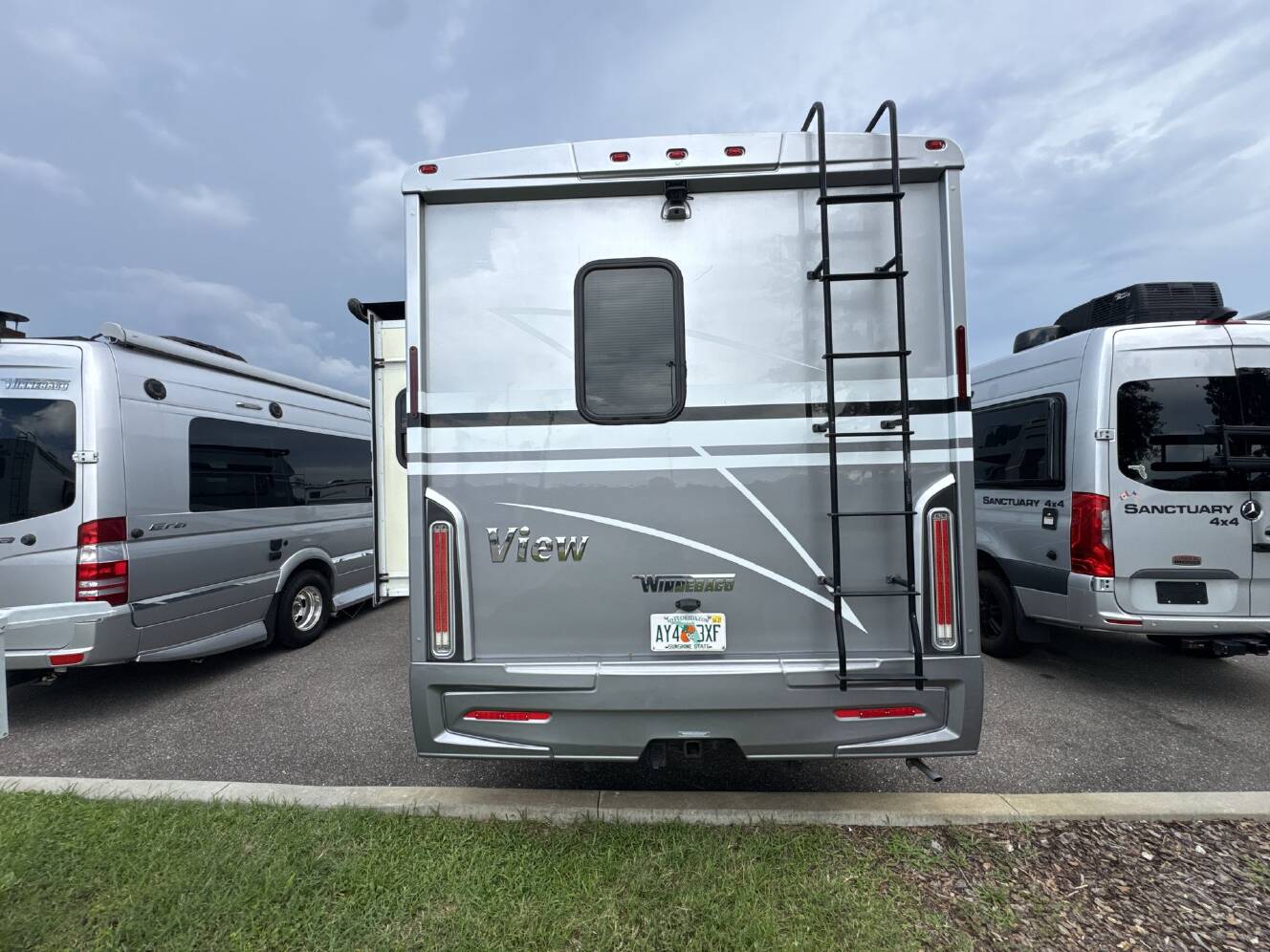 A photo of this 2022 Winnebago View 24D