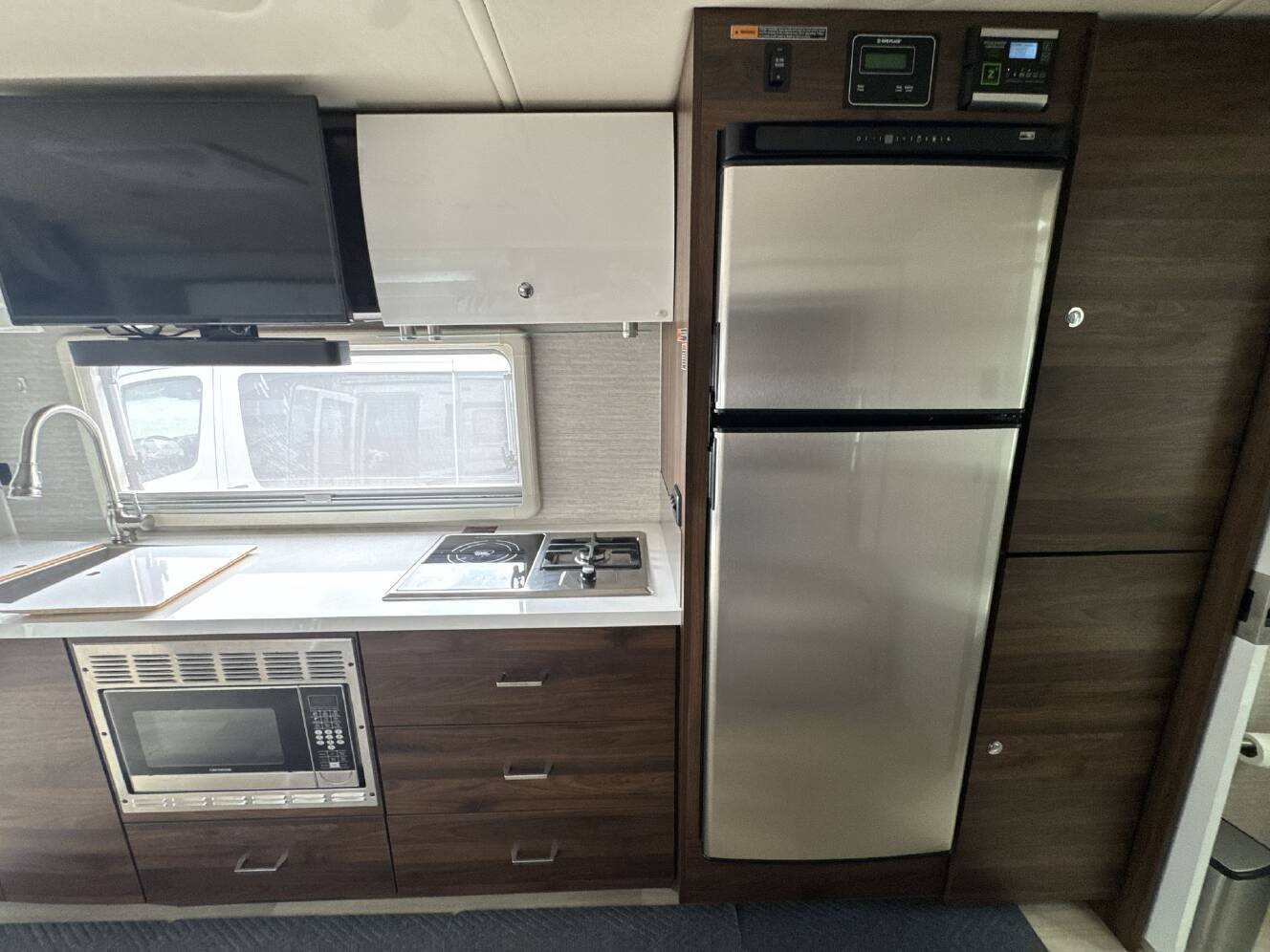 A photo of this 2022 Winnebago View 24D