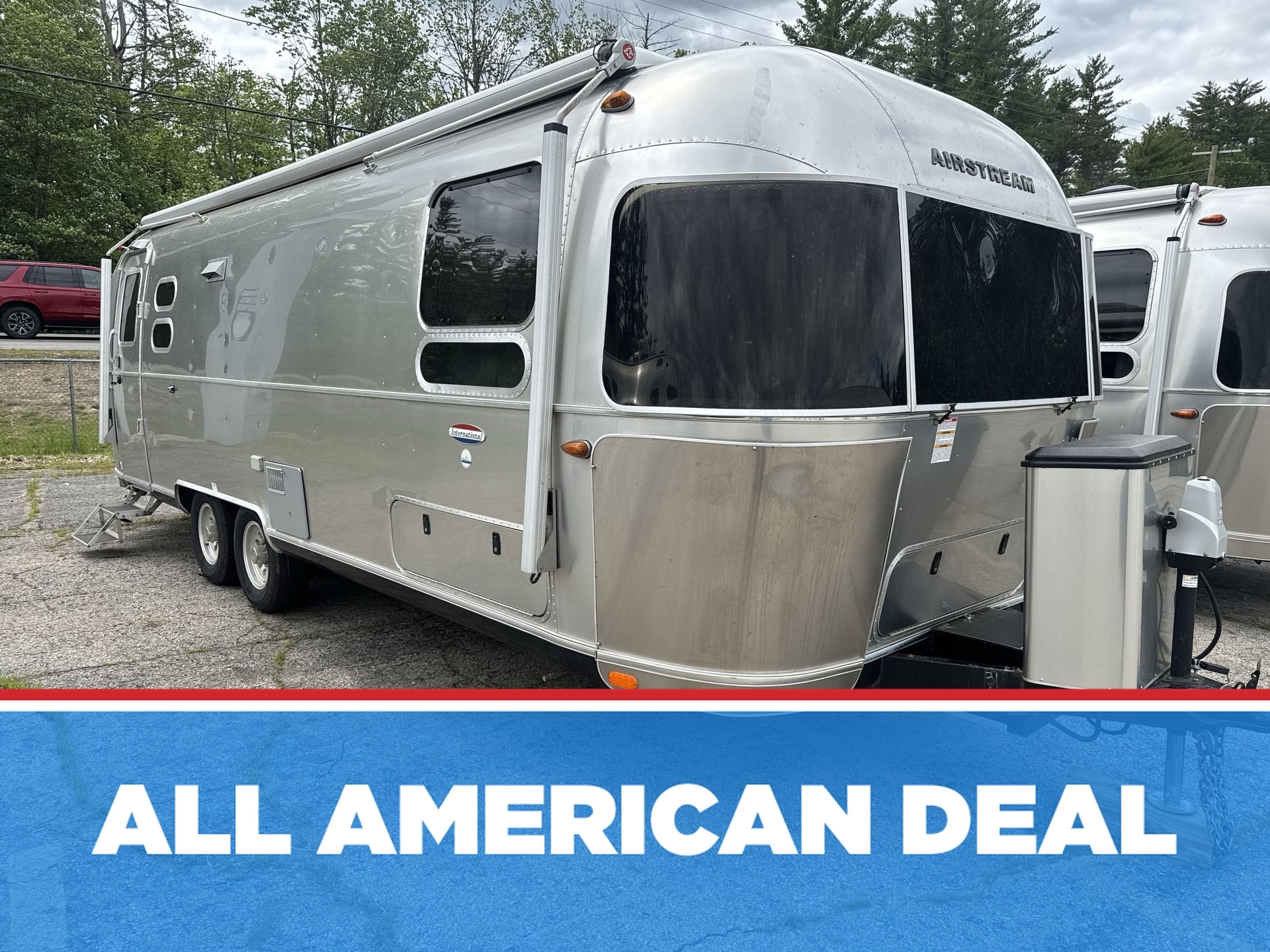 2018 Airstream International Serenity 27FB RV