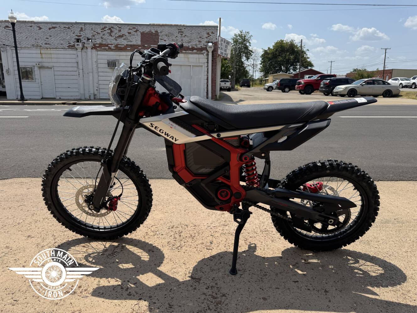 A photo of this 2026 Segway Xaber 300