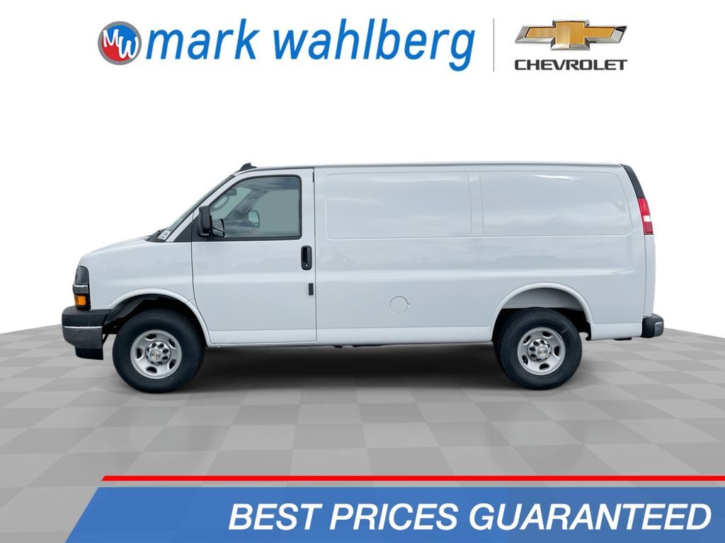 2026 CHEVROLET Express 2500 in Columbus, OH