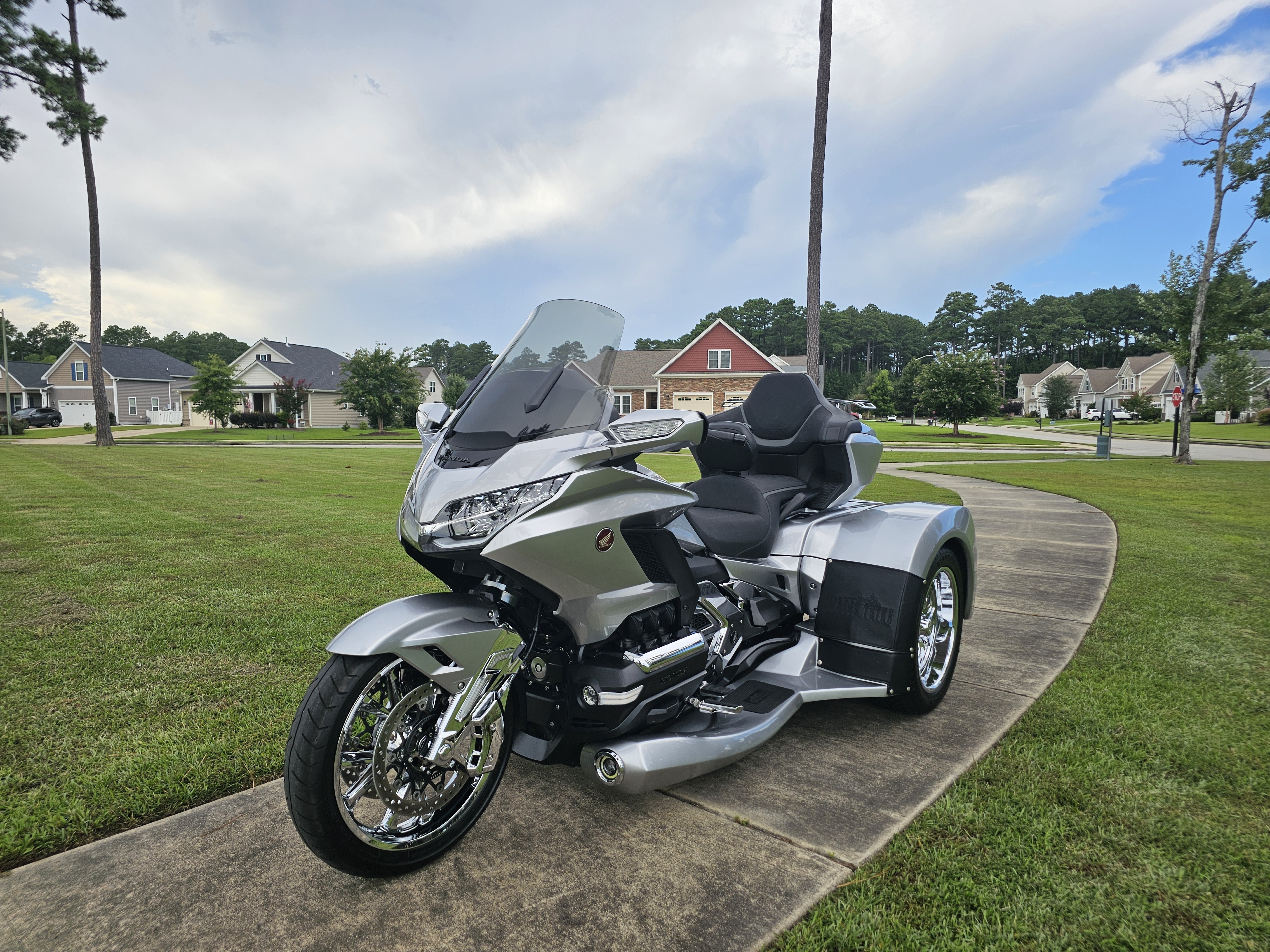View more photos of this listing