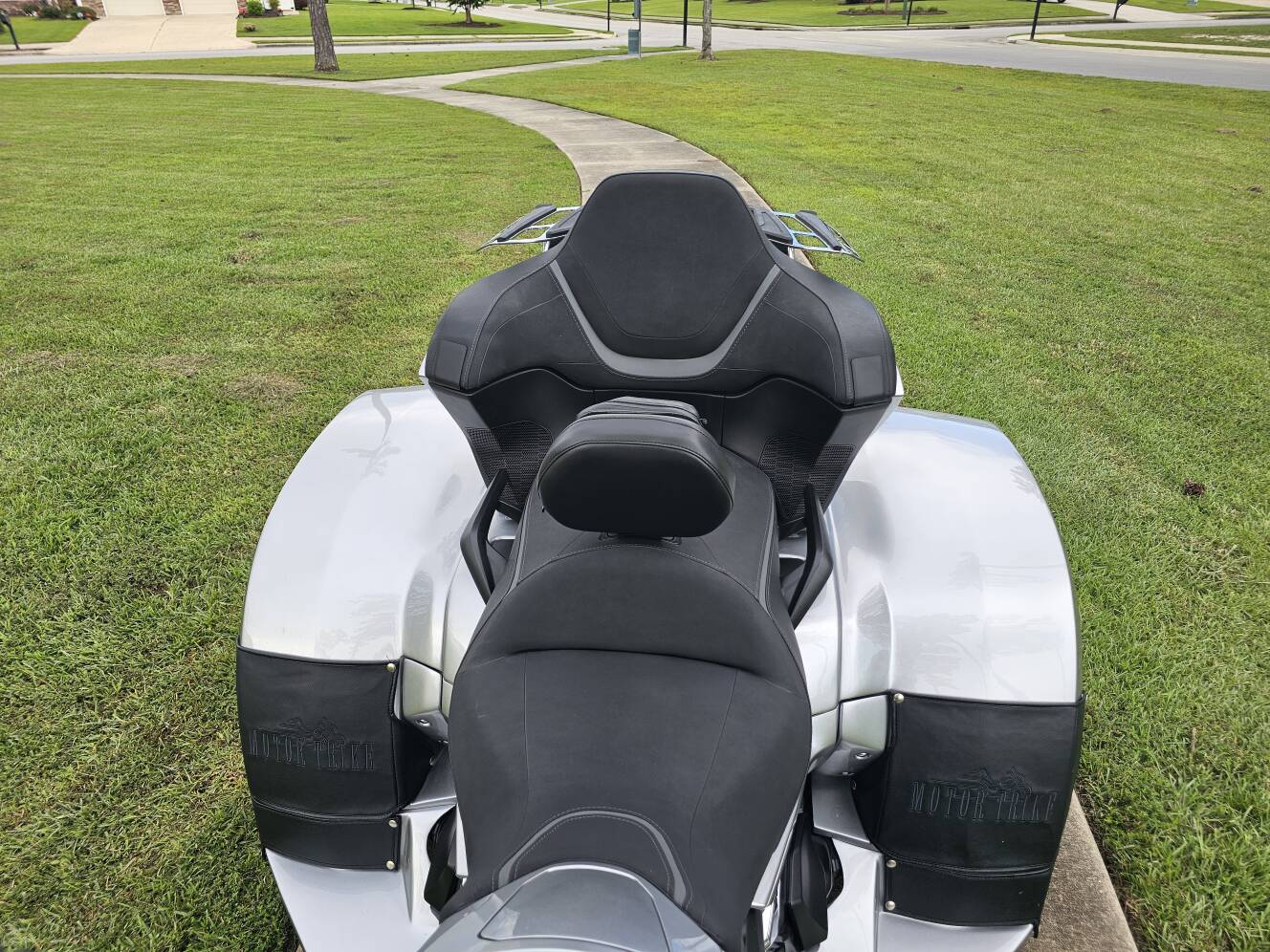 A photo of this 2024 Honda GOLD WING GL1800