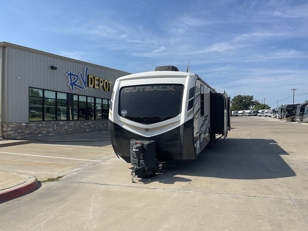 2022 Keystone OUTBACK 340BH in cleburne TX