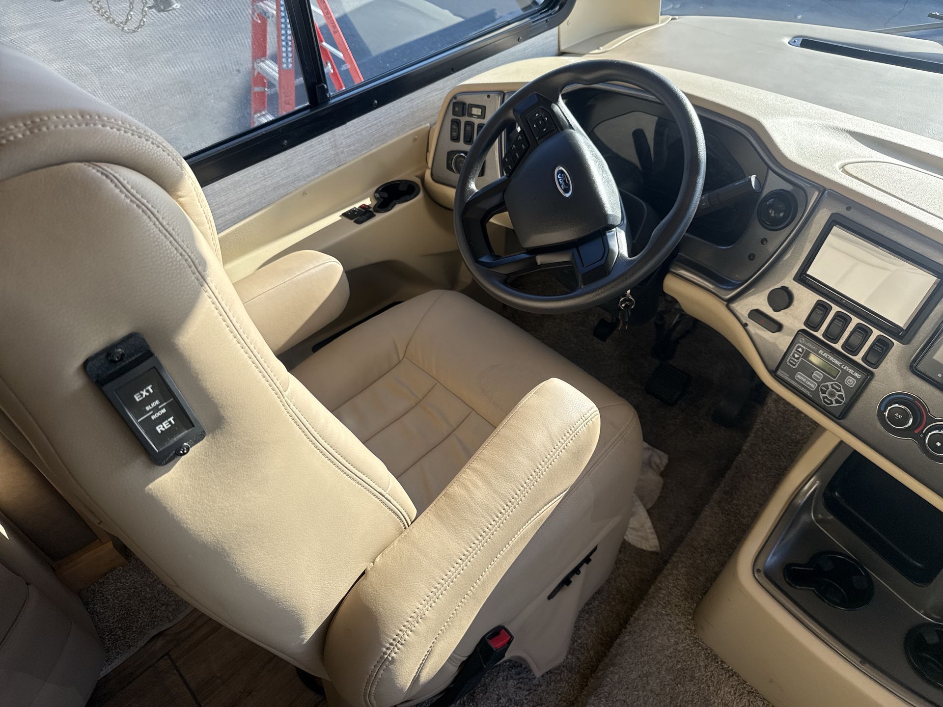 2021 Tiffin Motorhomes ALLEGRO OPEN ROAD 36UA in fountain valley CA