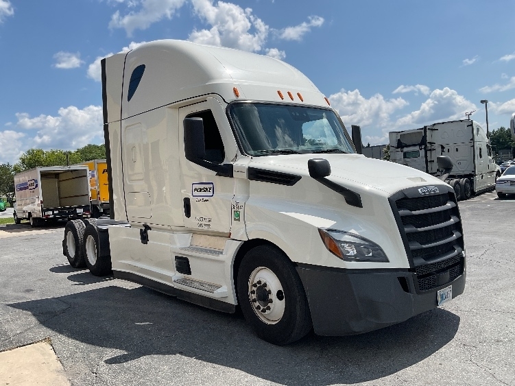 2022 FREIGHTLINER CASCADIA 126 in Frederick, MD
