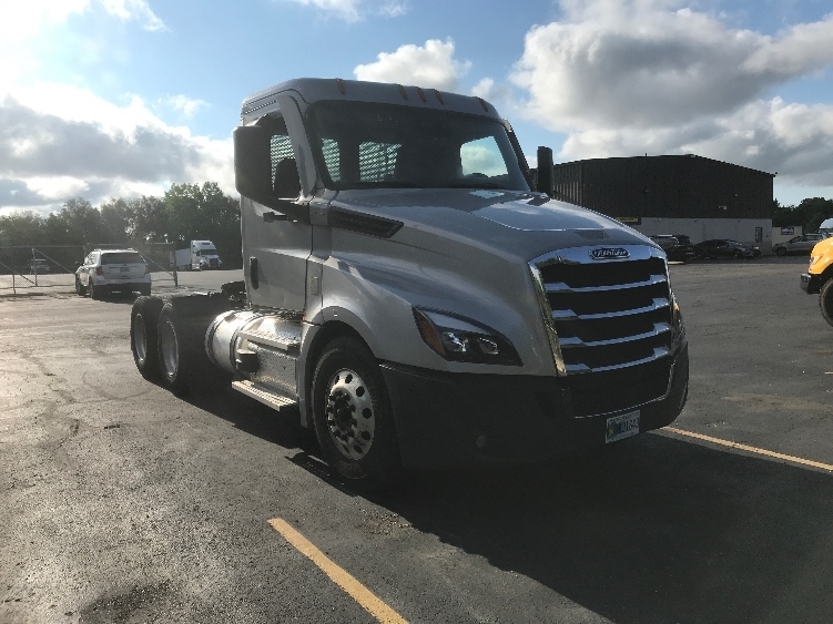 2022 FREIGHTLINER CASCADIA 126 in Canton, OH