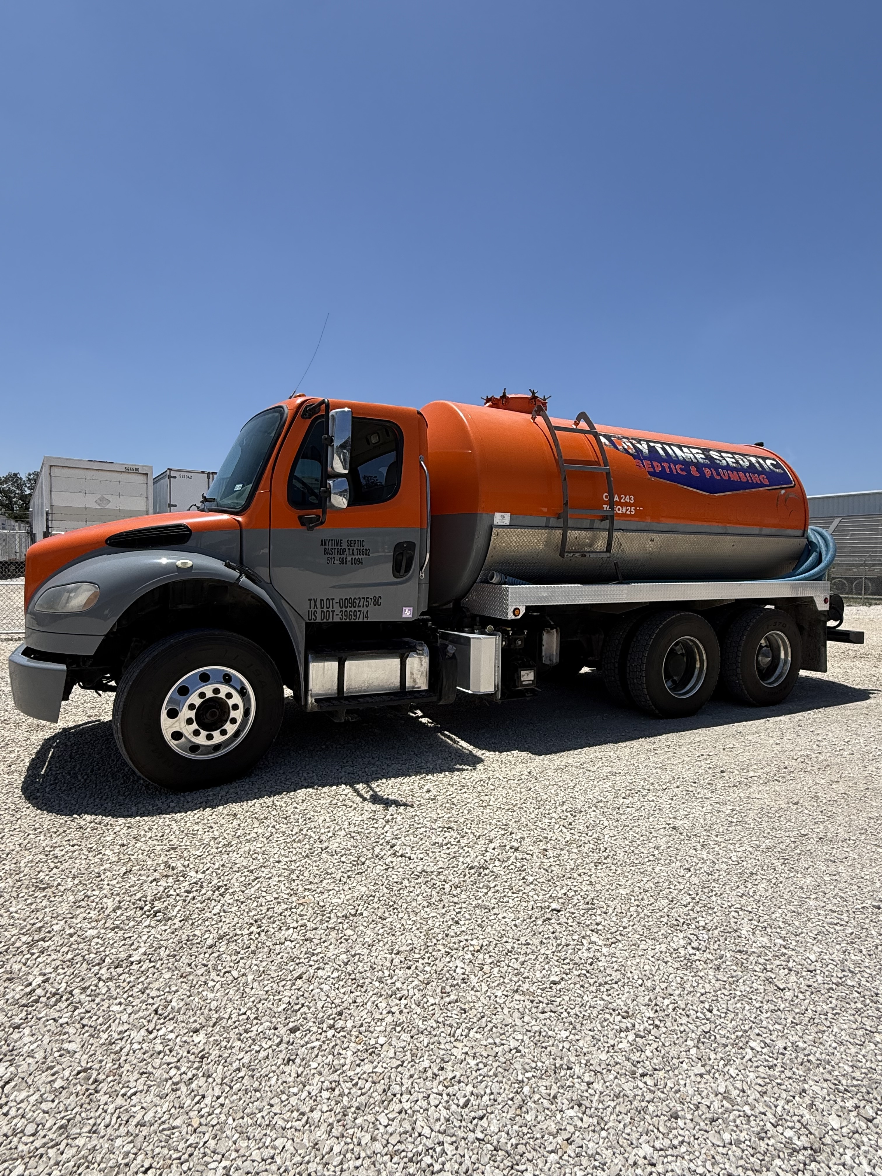 2014 FREIGHTLINER BUSINESS CLASS M2 106 in Bastrop, TX
