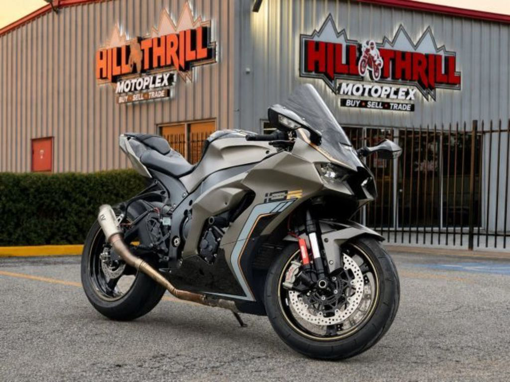 2023 Kawasaki ZX1002MPFAL Ninja ZX-10R BASE in Houston, TX
