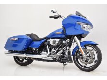 Check out the 2025 Harley-Davidson Road Glide Key Highlights image