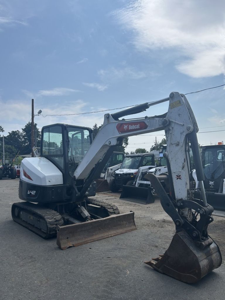 2023 Bobcat R2-Series E42 (Extendable Arm) in East Hartford, CT
