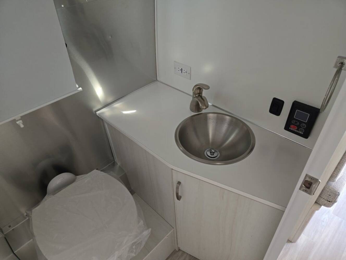 A photo of this 2025 Airstream Bambi ® 20FB