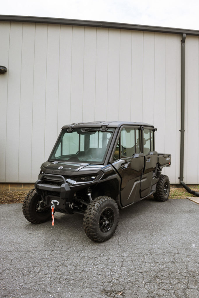 2026 Can-Am Defender MAX XT CAB HD11 in harrisonburg VA