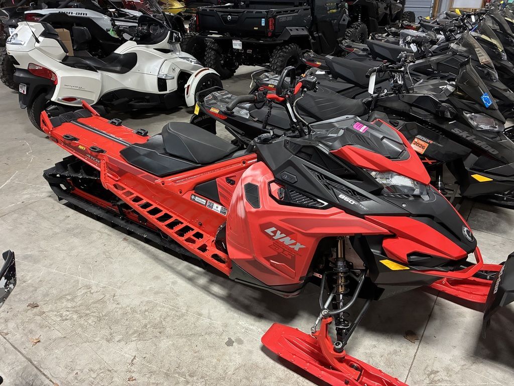 2022 Lynx® BoonDocker DS 4100 in johnson creek WI
