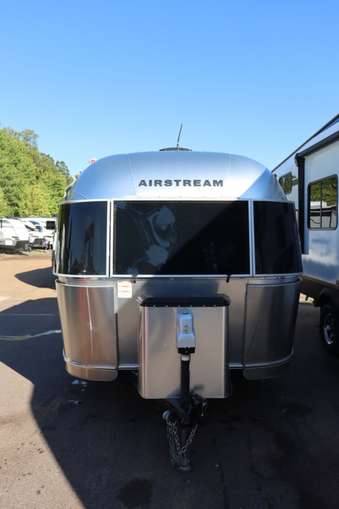 2017 Airstream International Signature 19 in southaven MS