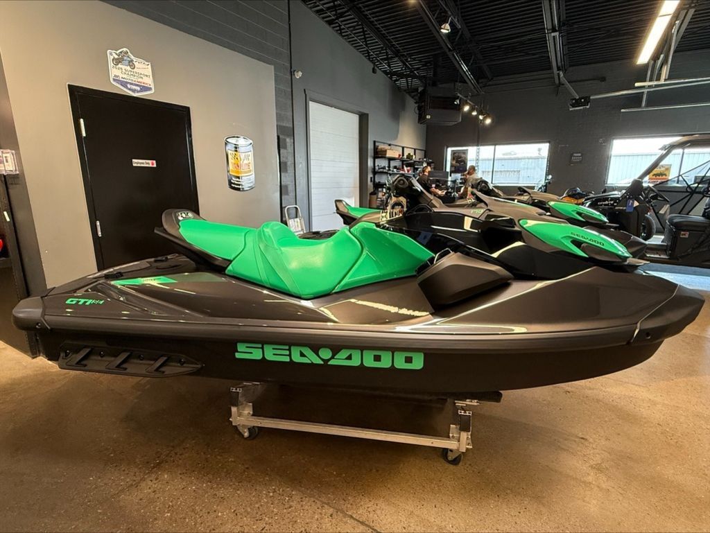 2026 Sea-Doo GTI SE 170 Tech, Audio, iDF, iBR SE 170 IBR in Bedford, OH