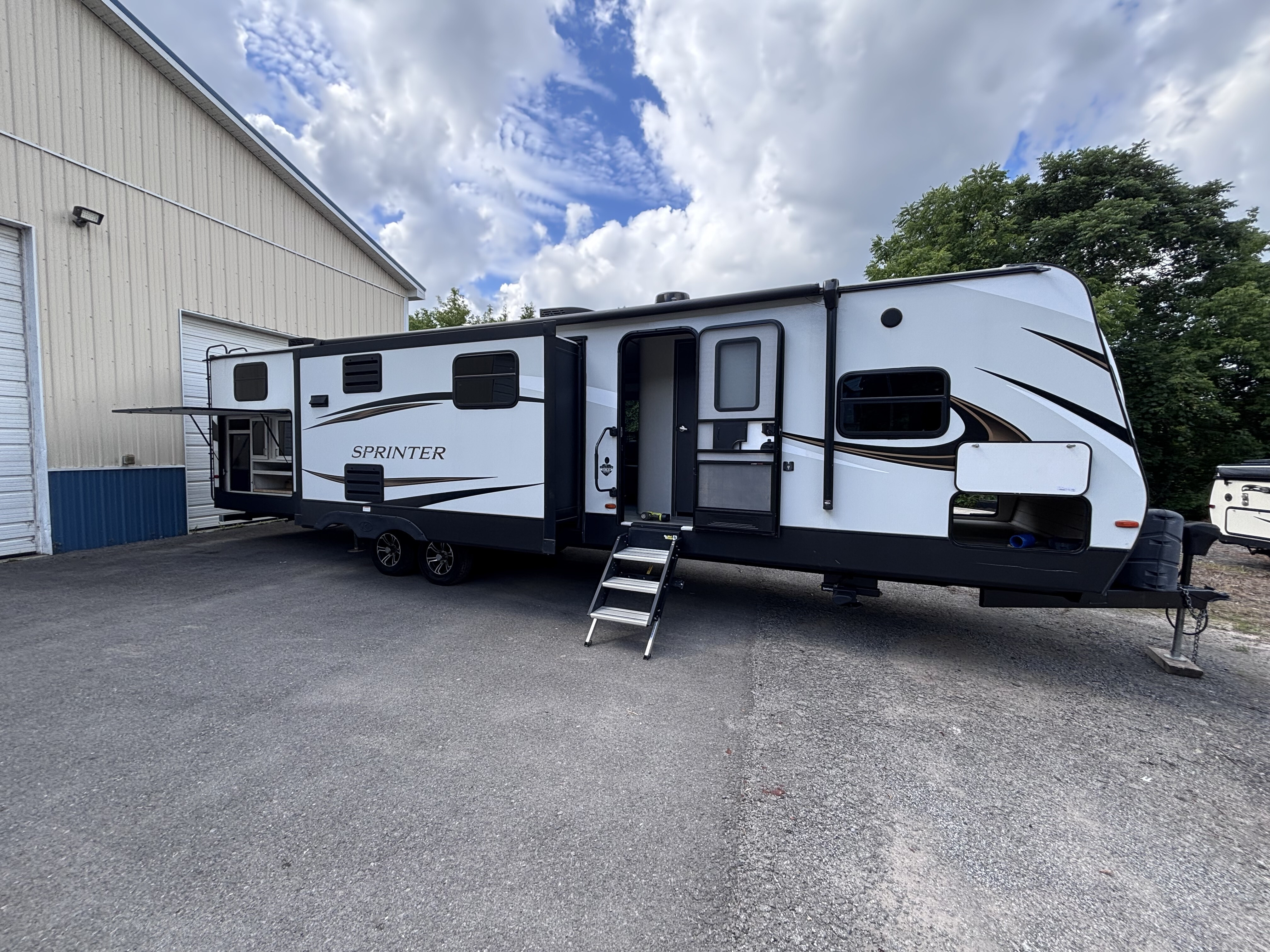 2021 Keystone Sprinter Limited (Travel Trailer) 341BIK in frankfort NY