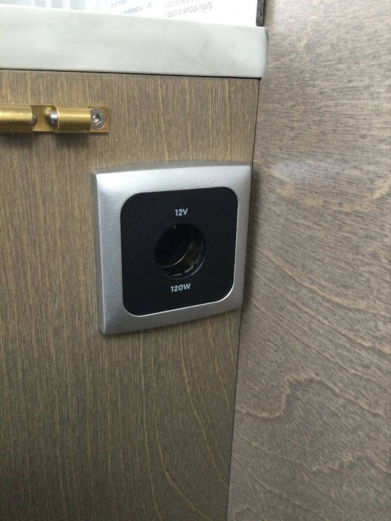 A photo of this 2026 Nucamp TAG XL