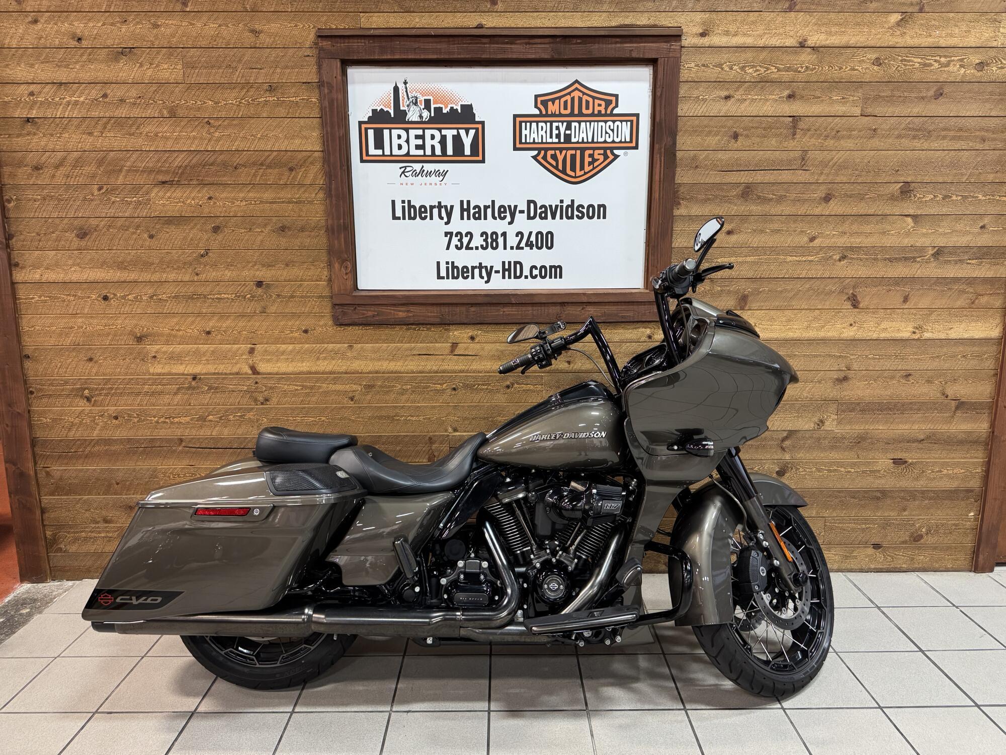 2021 Harley-Davidson CVO Road Glide CVO in Rahway, NJ