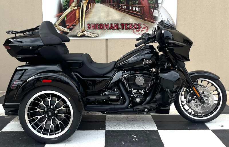 2026 Harley-Davidson STREET GLIDE 3 LIMITED FLHLT LIMITED in Sherman, TX