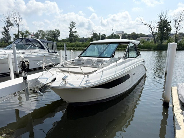 2022 Sea Ray Sundancer 320 390 in michigan city IN