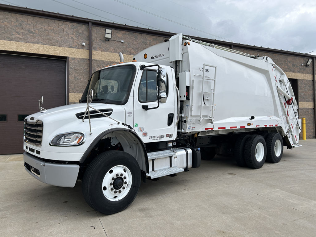 2025 Freightliner M2 106 in Cleveland, OH