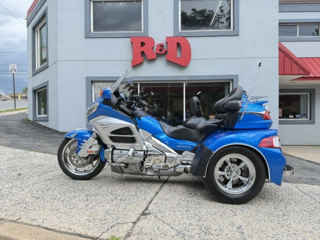 2012 Honda® Gold Wing Airbag in Palmerton, PA