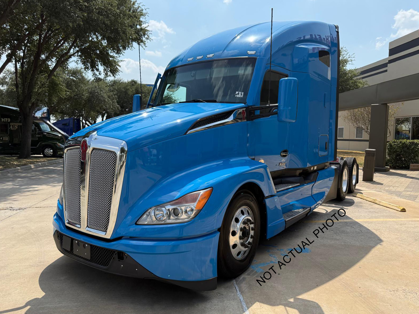 2023 KENWORTH T680 in Zanesville, OH