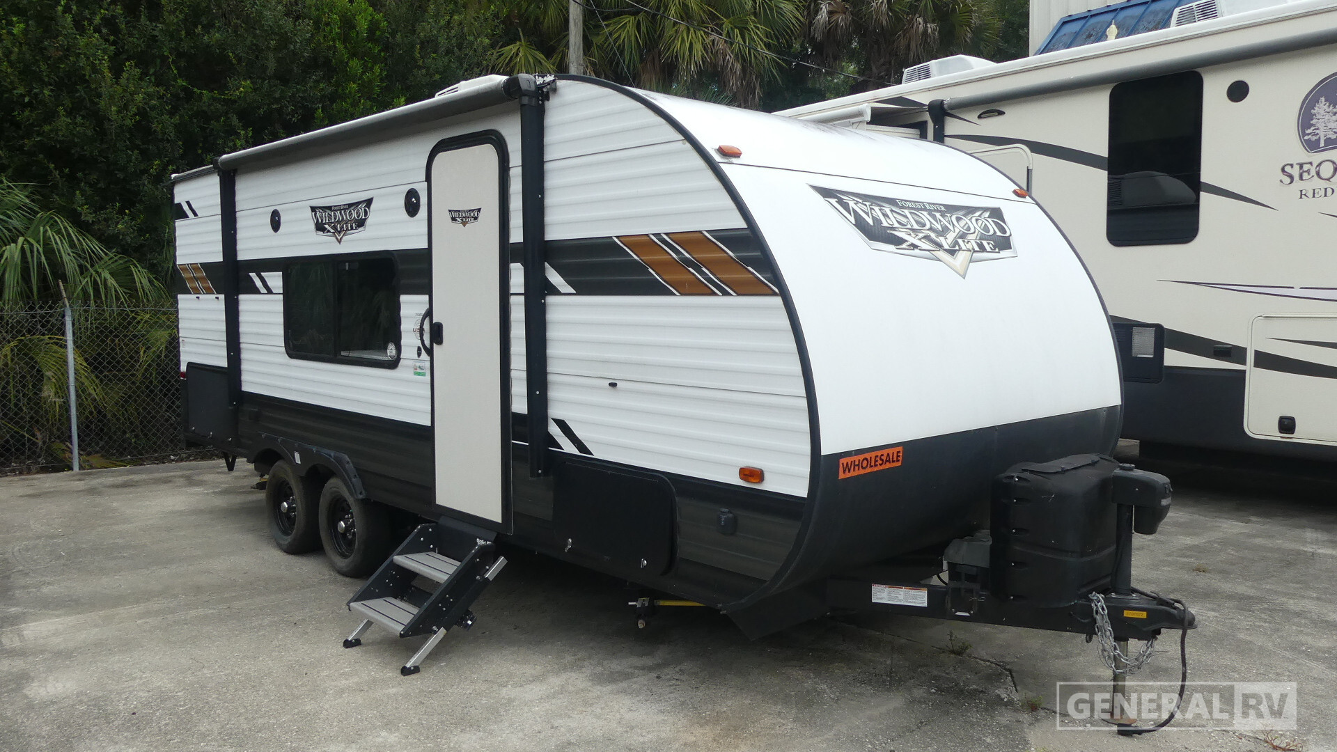 2020 Forest River WILDWOOD X-LITE 19DBXL in fort myers FL