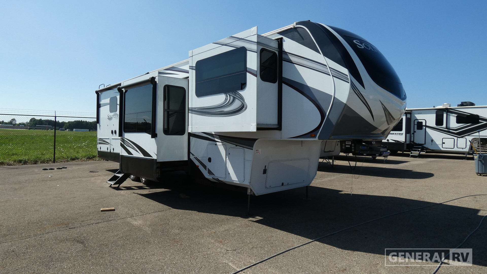 2022 Grand Design SOLITUDE 346FLS in north canton OH