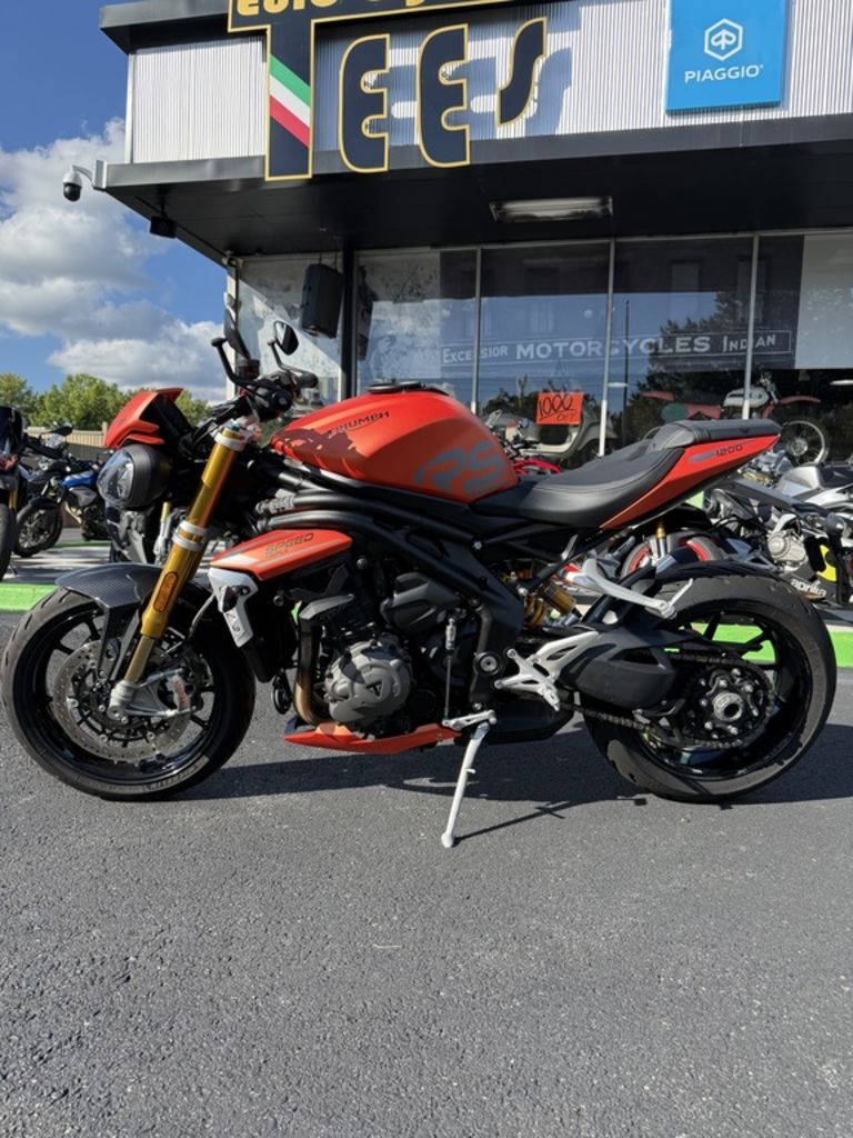 2023 Triumph Speed Triple 1200 RS Matte Baja Orange 1200 RS in Charlotte, NC
