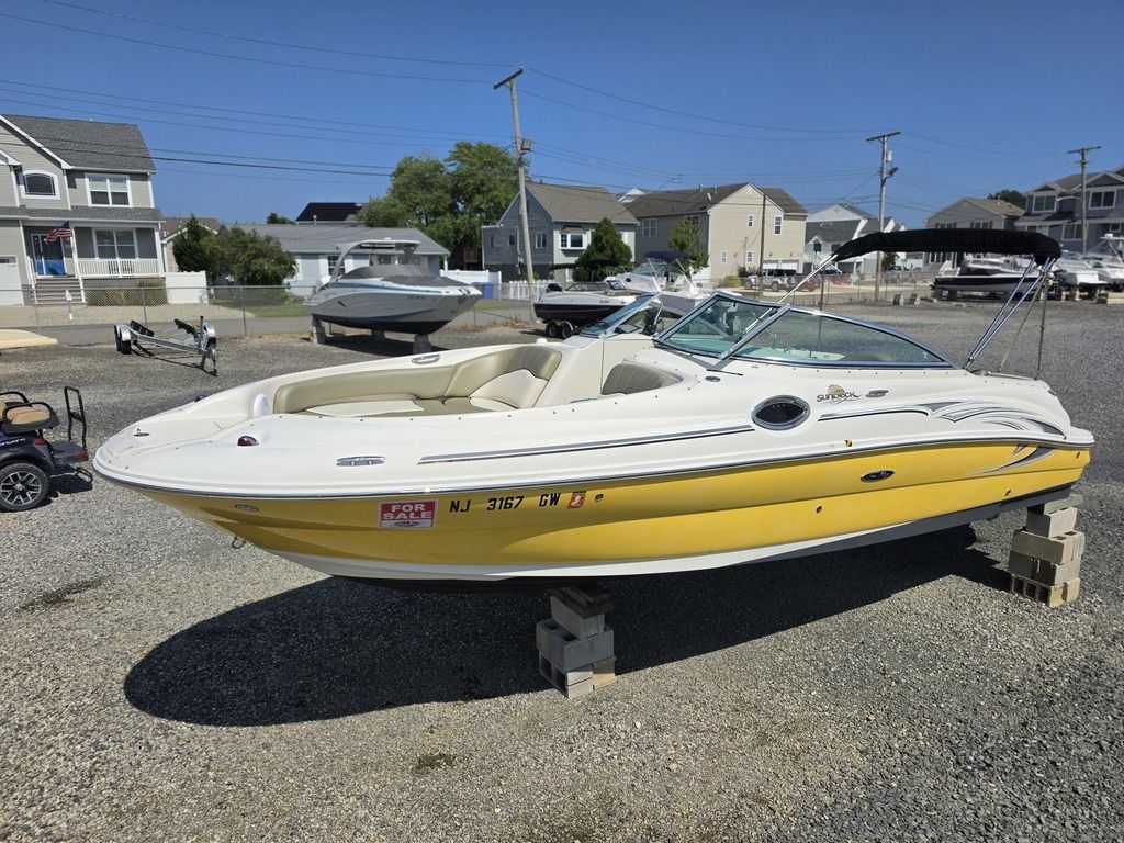 2005 Sea Ray 240 Sundeck in toms river NJ
